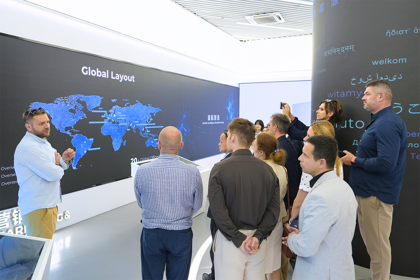 1752133288421082689.jpg 04.jpg